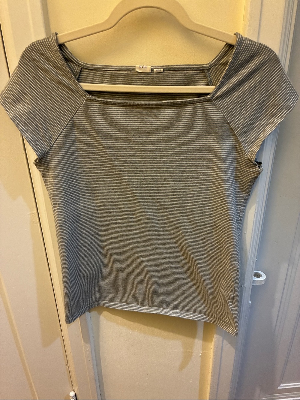 Gap Striped Cap-Sleeve Women's Top - M
